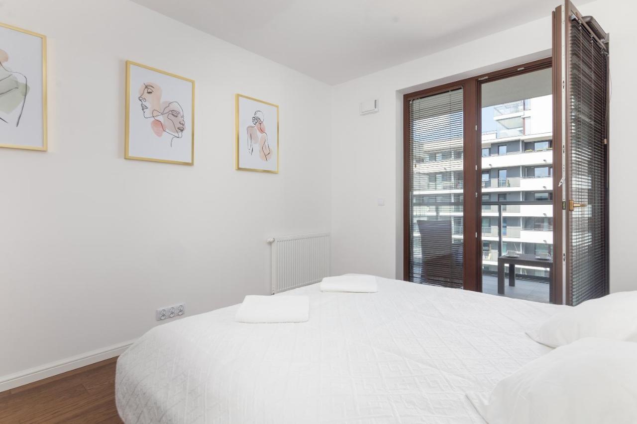 Burakowska Pastel Elegant Apartment وارسو المظهر الخارجي الصورة