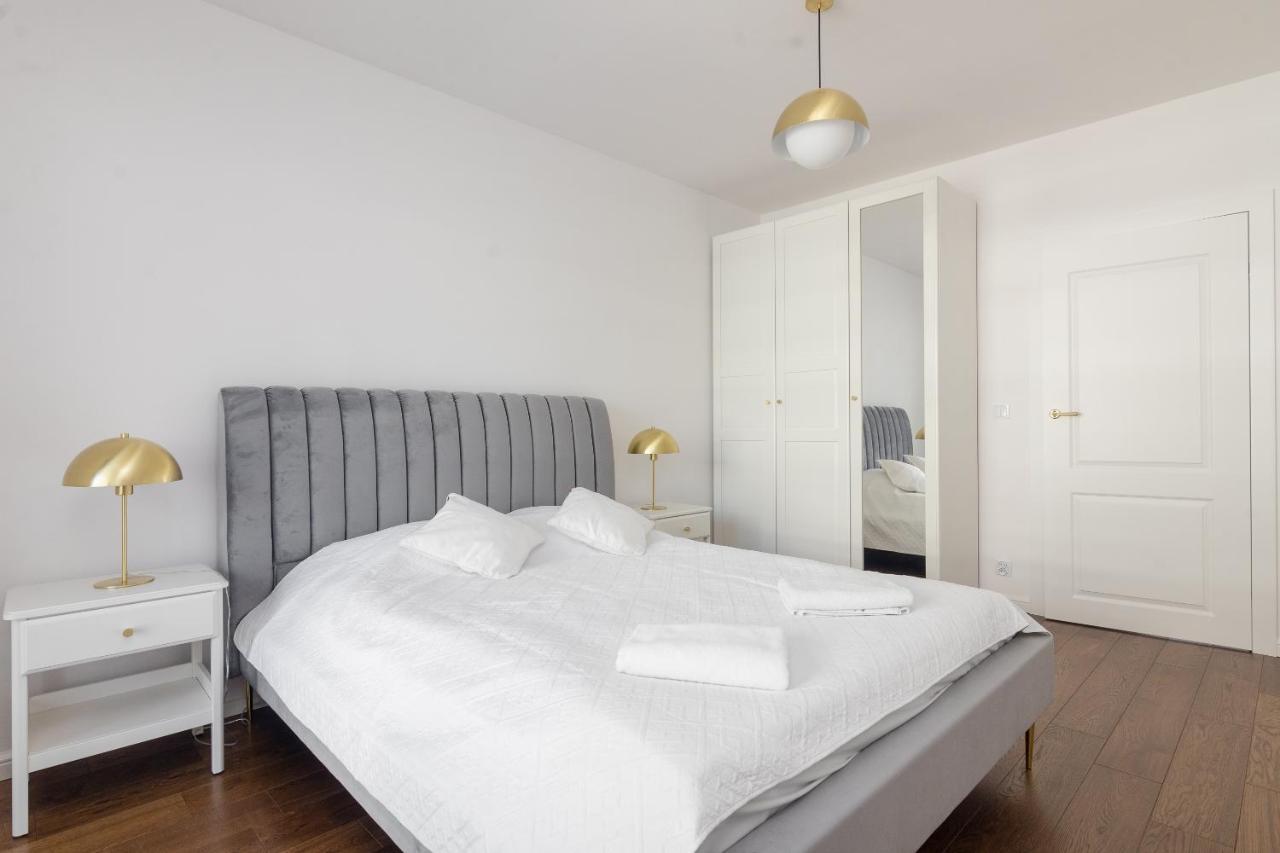 Burakowska Pastel Elegant Apartment وارسو المظهر الخارجي الصورة